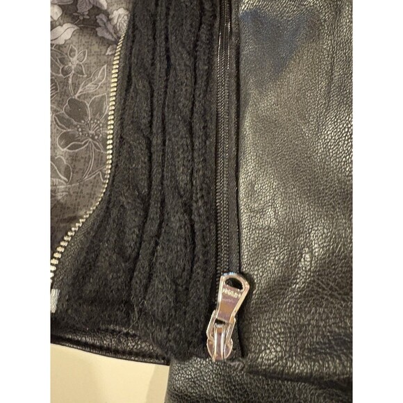 Guess Women’s Faux Leather Biker Jacket Black Removable Hood Size Medium - Picture 9 of 10